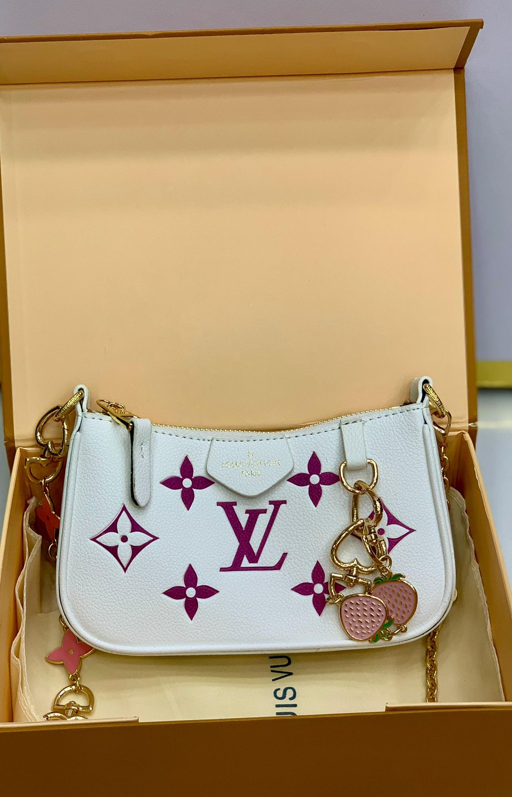 Louis Vuitton Easy Pouch on Strap