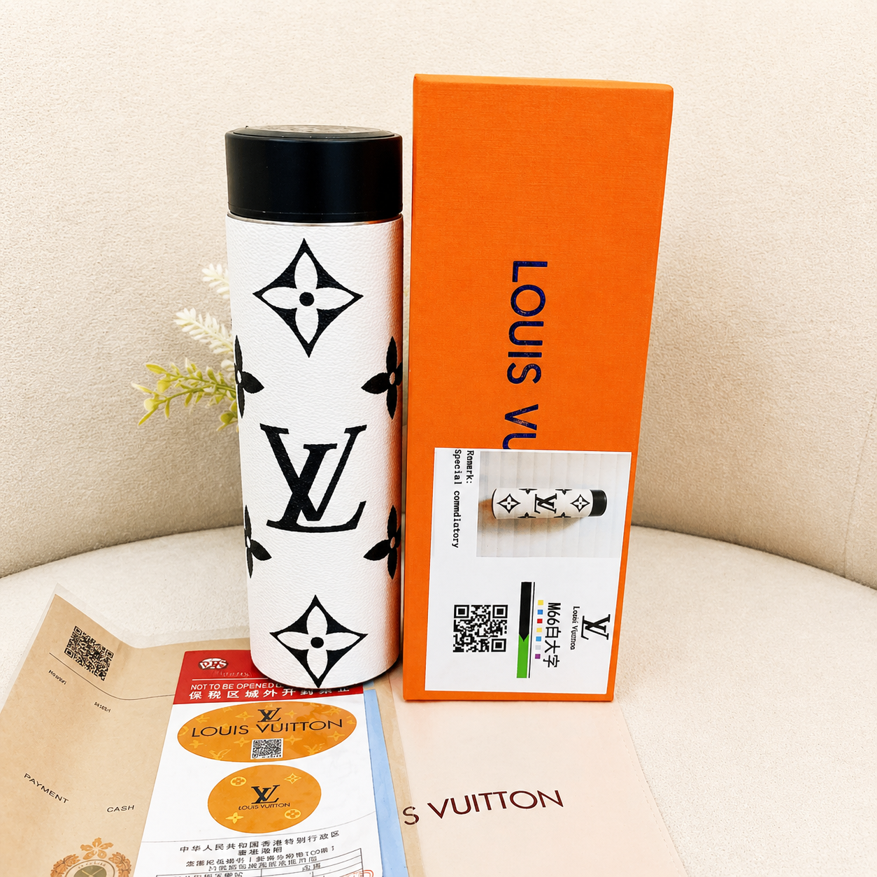 Louis Vuitton Giant Monogram White Insulated Smart Temperature Water Bottle