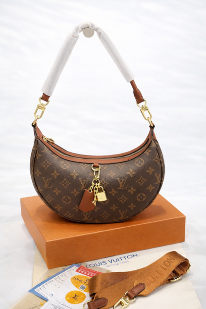 Lo-uis Vuitton Loop Bag