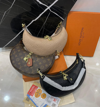 Lo-uis Vuitton Loop Bag