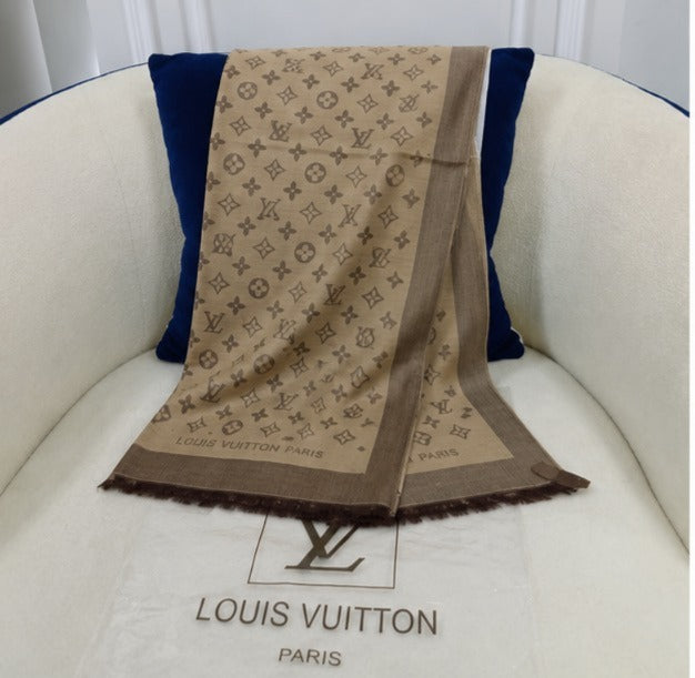 Louis Vuitton Monogram Classic Premium Stole