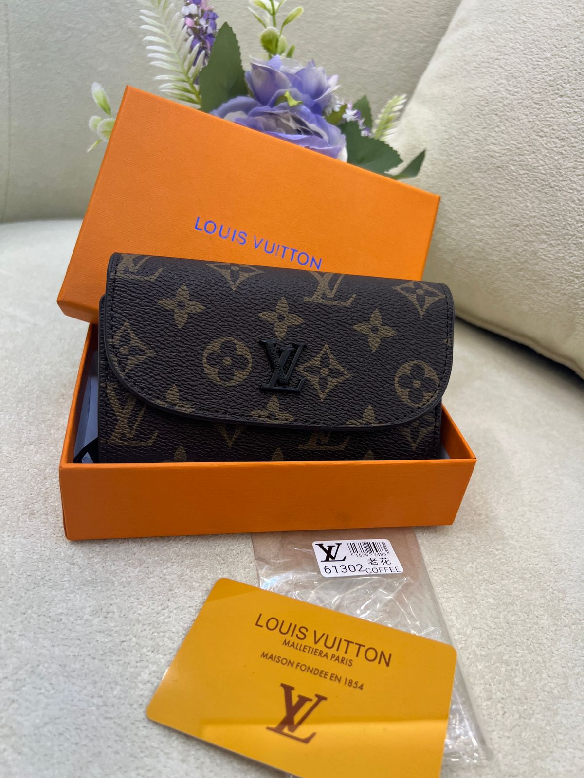 Louis Vuitton Monogram Flap Wallet Style