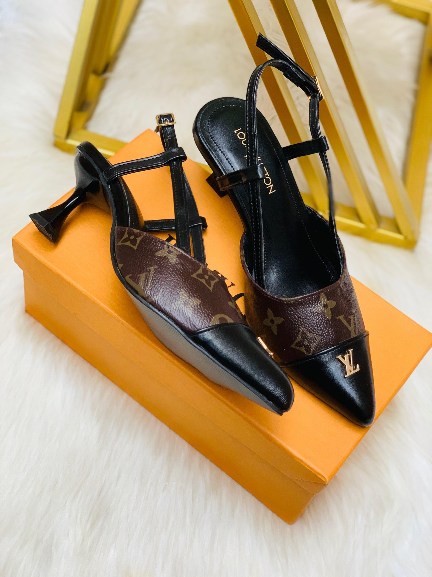 Louis Vuitton Monogram Slingback Heels – Elegant Pointed Toe Pumps