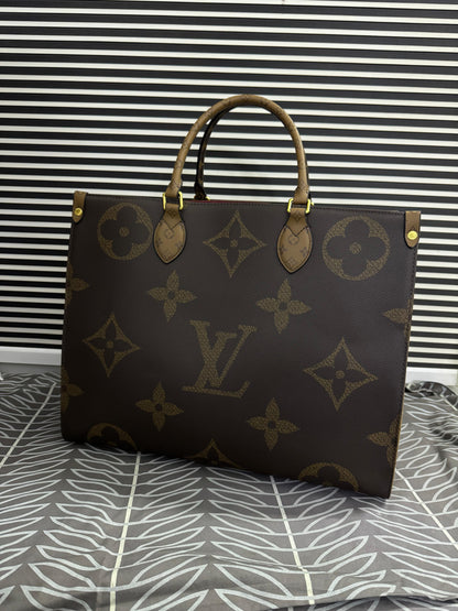Louis Vuitton OnTheGo GM – Monogram Giant Tote Bag