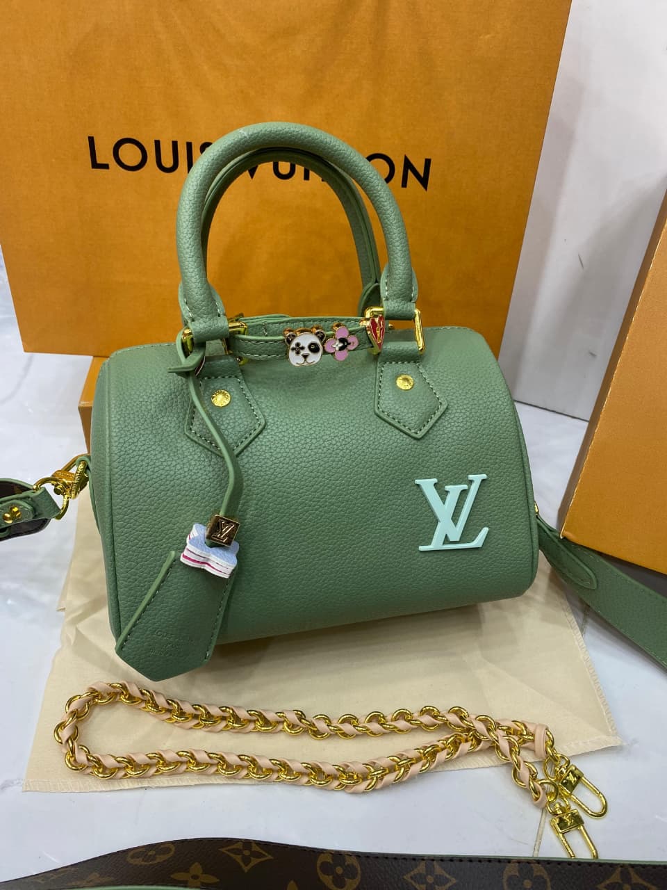 Louis Vuitton Speedy Bandoulière 20 - OFFICIAL MODEL MODEL NUM M24606