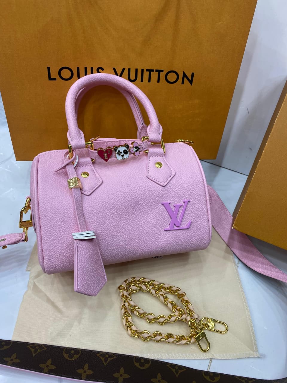 Louis Vuitton Speedy Bandoulière 20 - OFFICIAL MODEL MODEL NUM M24606
