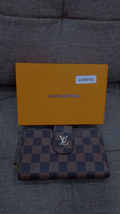 Louis Vuitton Damier Button Wallet Style