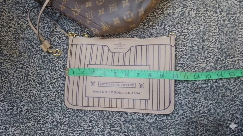 Louis Vuitton Neverfull GM Monogram Tote Bag With Removable Pouch
