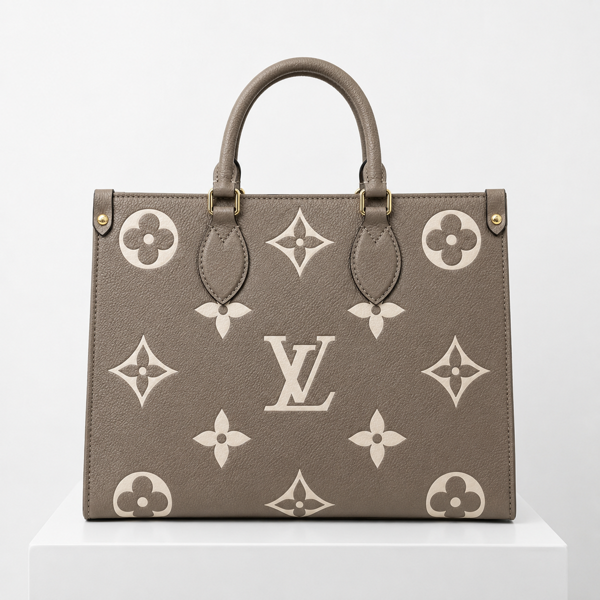 Louis Vuitton OnTheGo GM – Monogram Giant Tote Bag