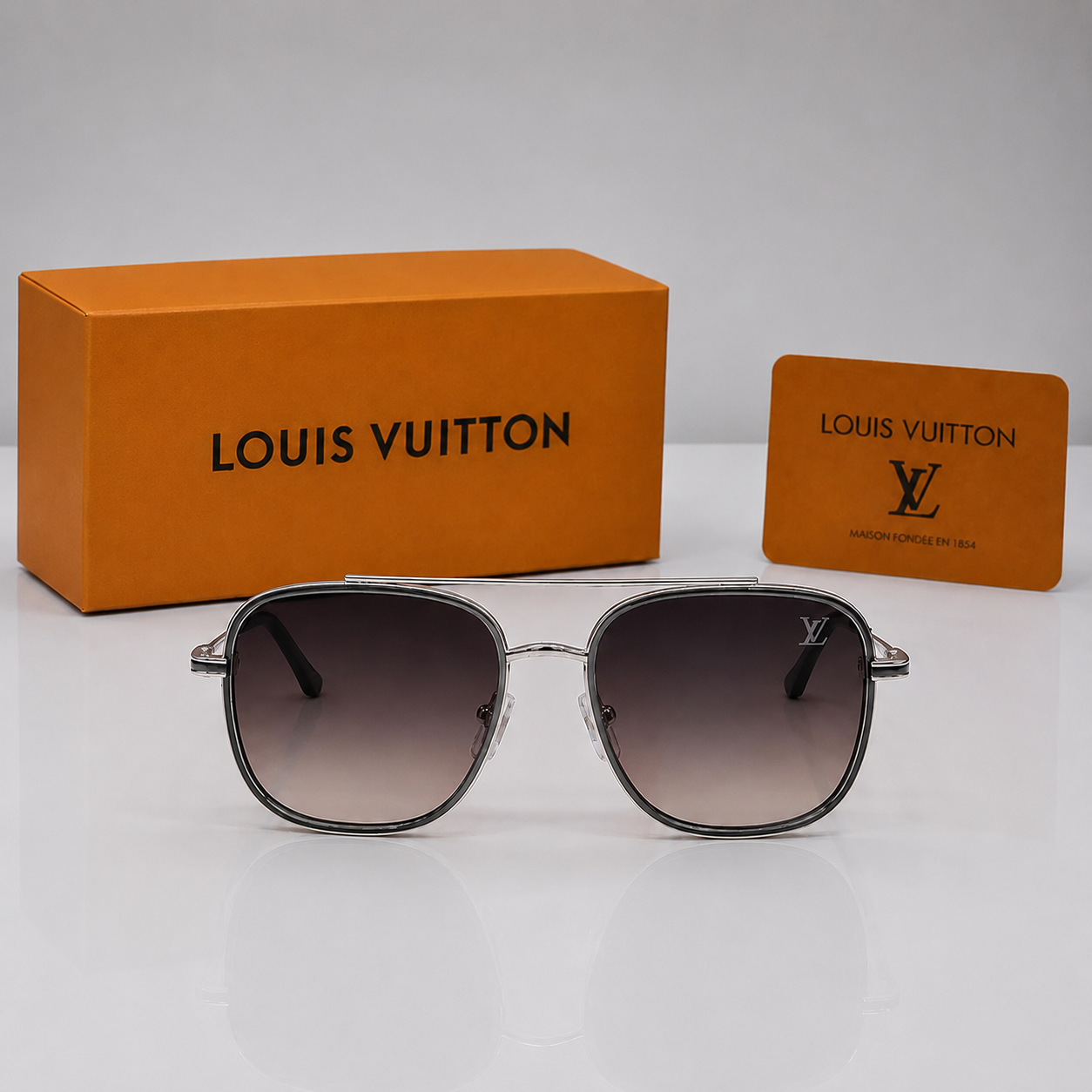 Louis Vuitton Prestige Aviator Gradient Sunglasses