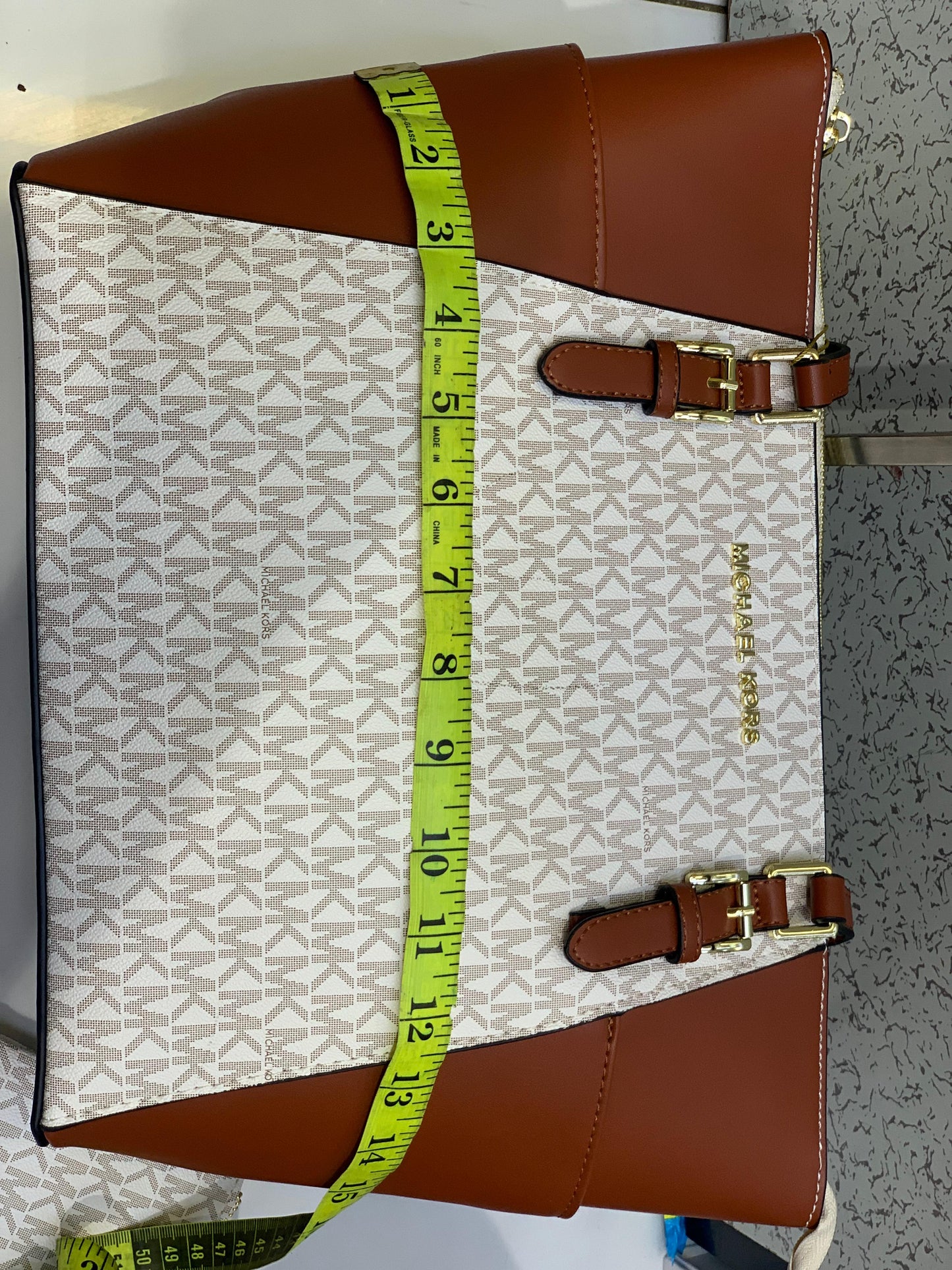 Michael Kors Charlotte Large Top Zip Tote (Signature Canvas)