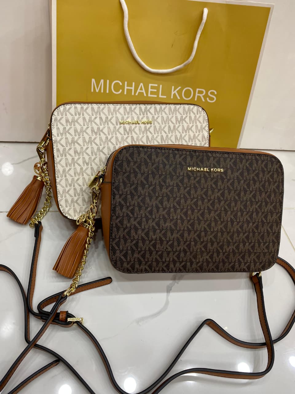 Michael Kors Jet Set Travel Large Crossbody Bag (MK Signature)
