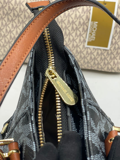 Michael Kors Voyager Tote Bag