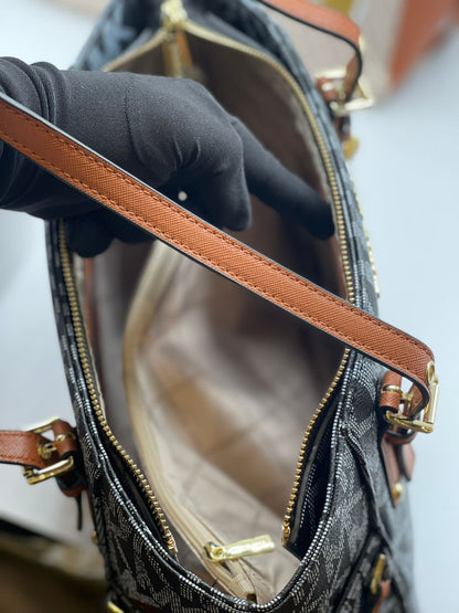 Michael Kors Voyager Tote Bag