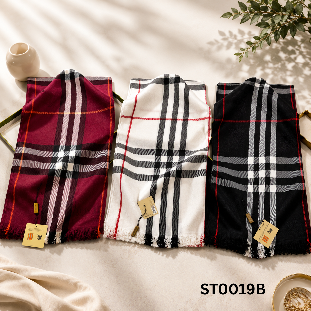 Burberry Classic Check Luxury Stoles