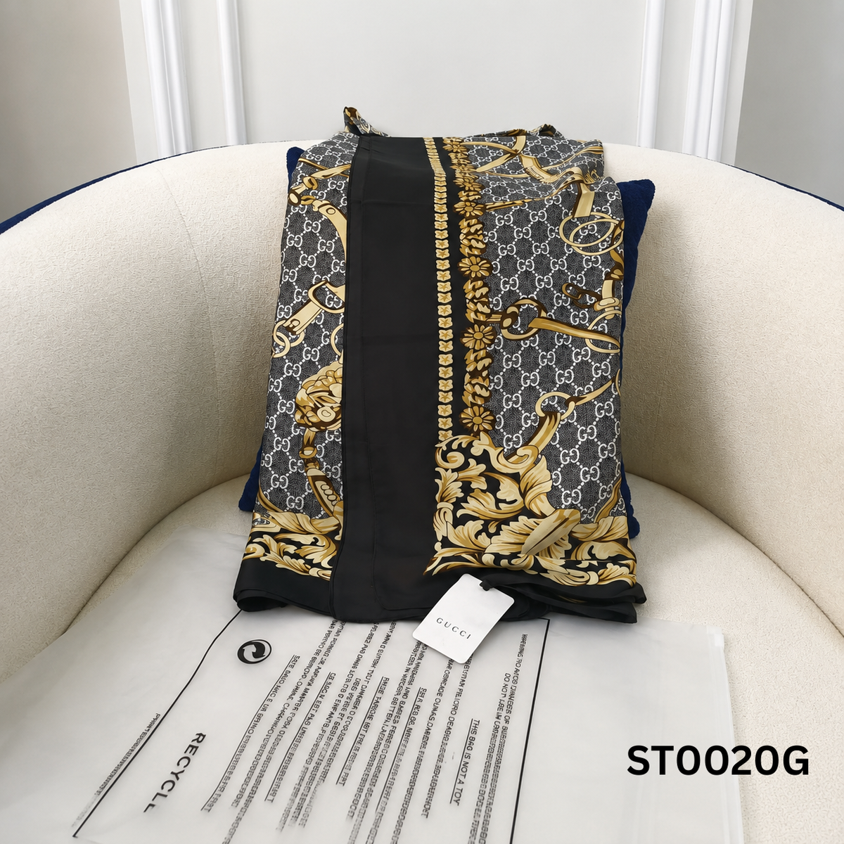Gucci GG Equestrian Silk Blend Luxury Stole – Black Edition