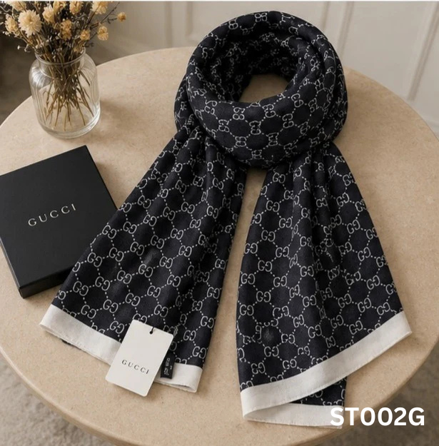 Gucci GG Monogram Silk Blend Luxury Stole – Black Edition