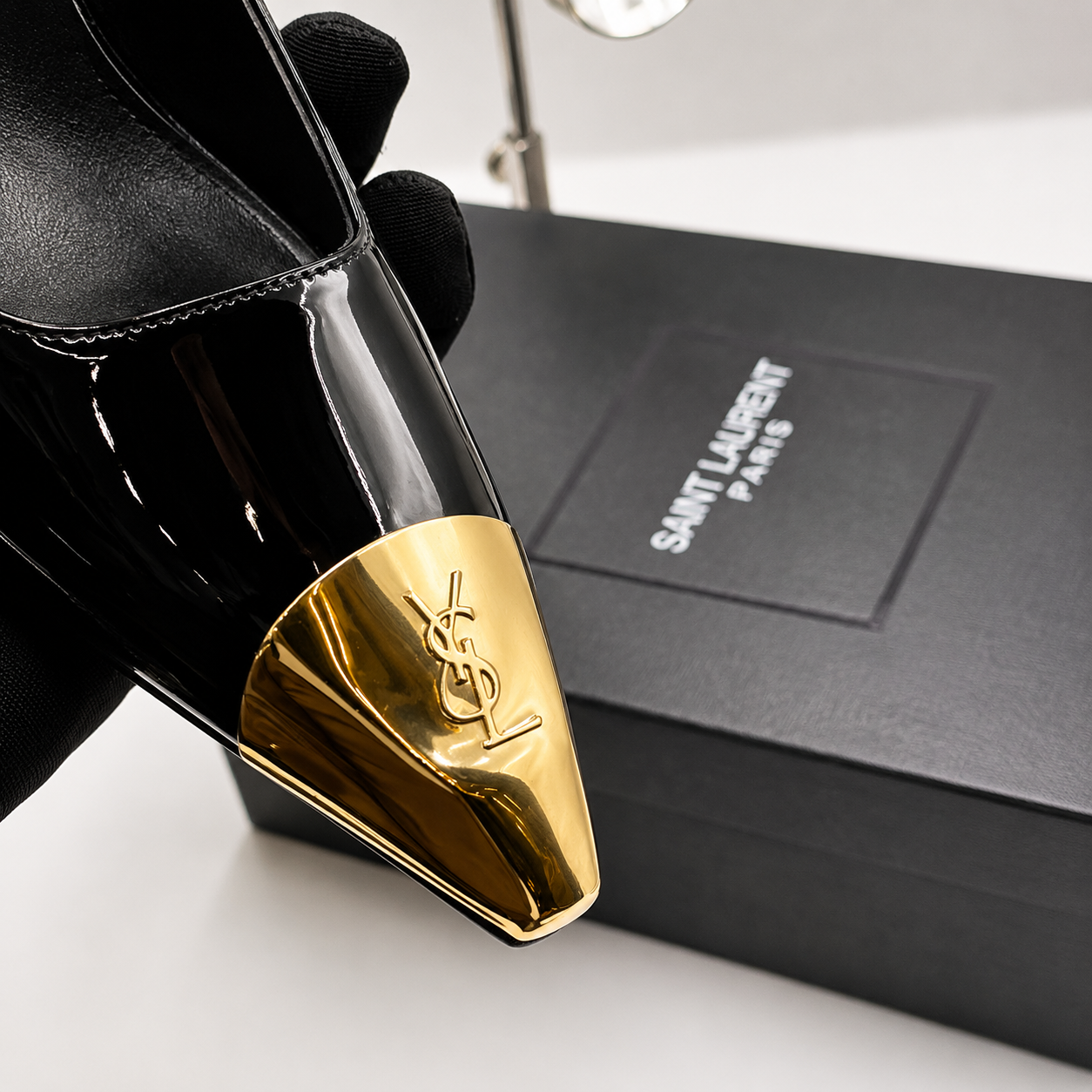 Saint Laurent Patent Slingback Heels – Black/Gold Edition