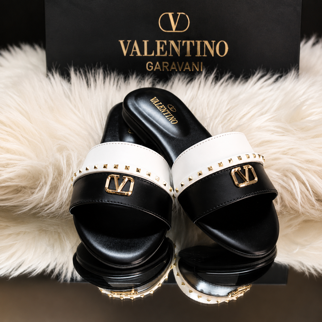 Valentino Garavani VLogo Flat Slide Sandals