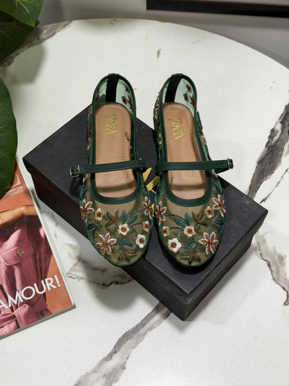 ZARA Floral Embroidered Mary Jane Flats – Elegant Casual Comfort Shoes