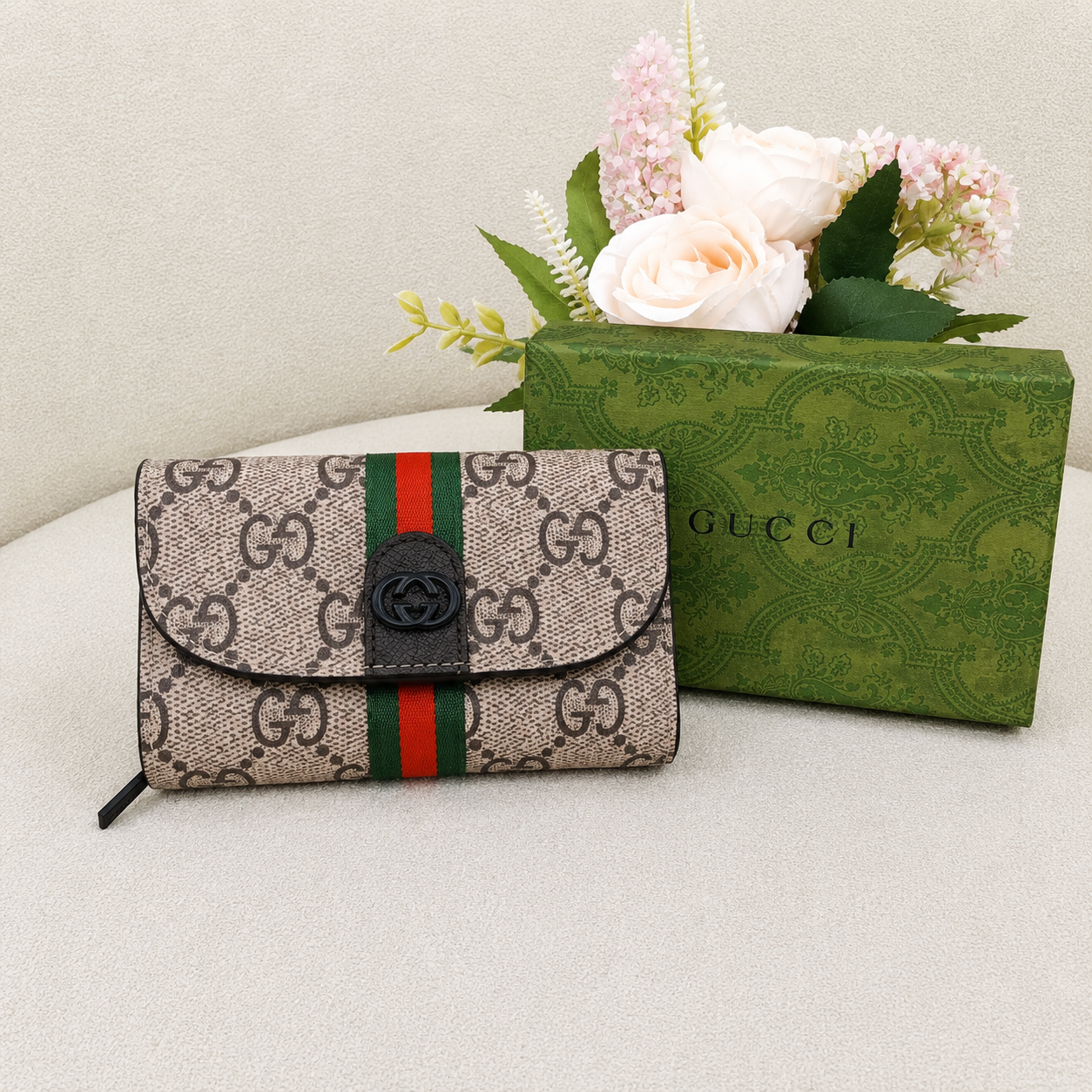 Gucci GG Web Stripe Compact Wallet – Black & Beige Edition