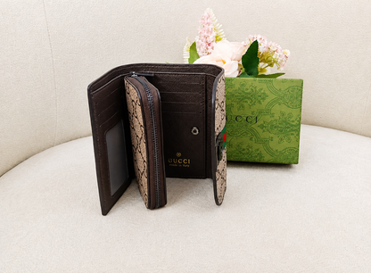 Gucci GG Web Stripe Compact Wallet – Black & Beige Edition