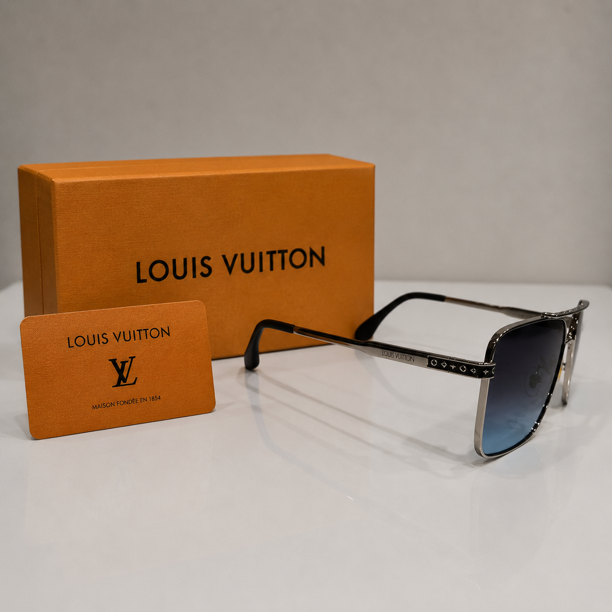 Louis Vuitton Horizon Square Pilot Sunglasses