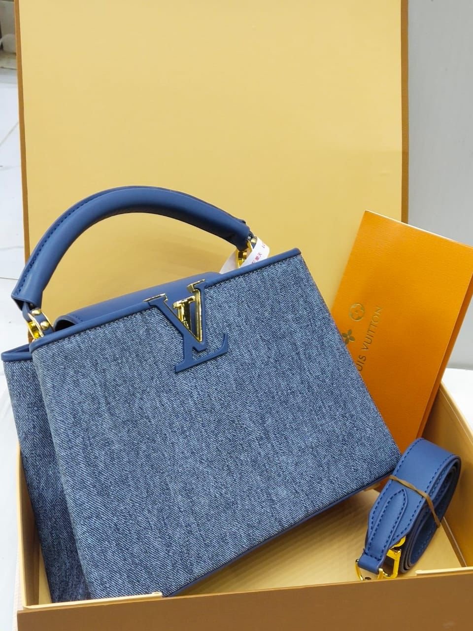 Louis Vuitton Capucines MM – Blue Denim & Calfskin